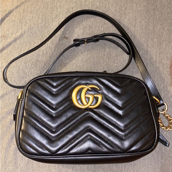 Gucci Marmont Small shoulder bag, with protective dust bag. Gentle use. - Picture 2 of 4